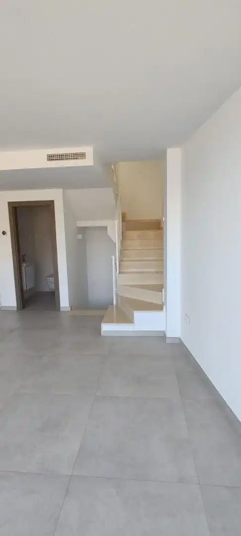 Casa adosada en venta en Calle Brezos, 3, Torreblanca del Sol Casa adosada en venta en Fuengirola con Aire acondicionado, Terraza y Piscina