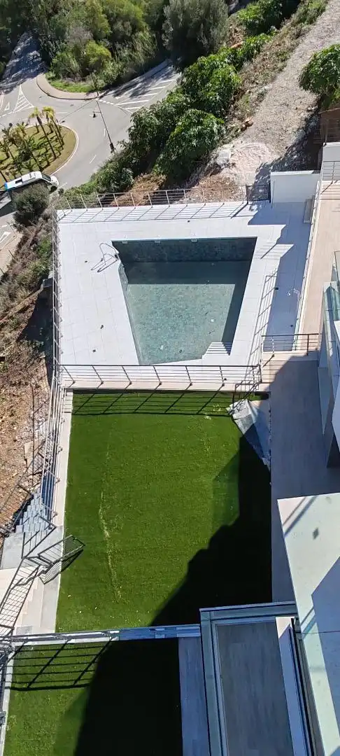 Casa adosada en venta en Calle Brezos, 3, Torreblanca del Sol Piscina de Casa adosada en venta en Fuengirola con Aire acondicionado, Terraza y Piscina