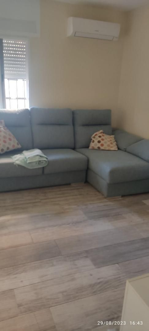 Living room of Single-family semi-detached to rent in Sanlúcar de Barrameda  with Air Conditioner, Terrace and Storage room