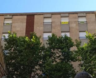 Exterior view of Flat for sale in Salamanca Capital