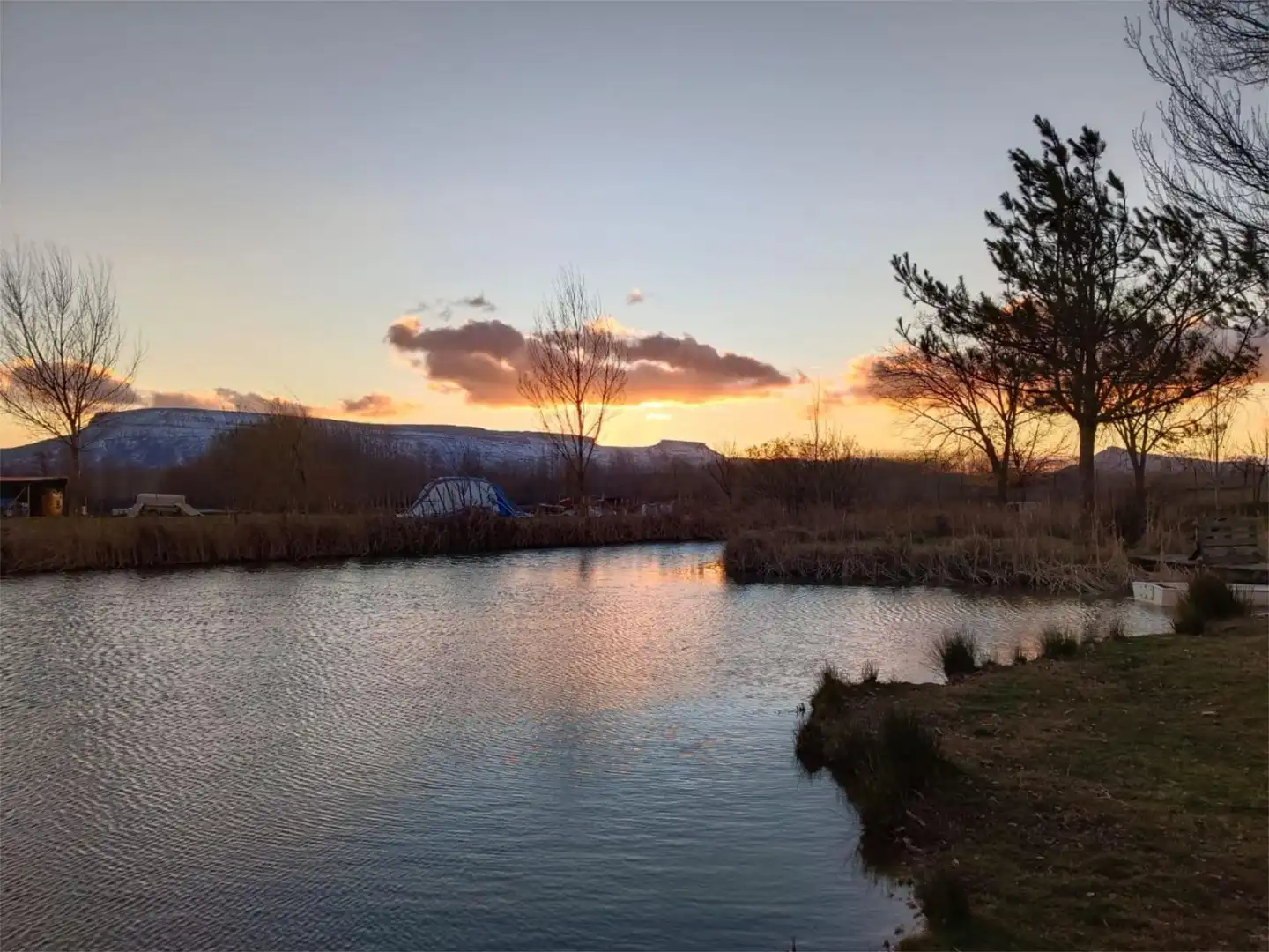 Vista exterior de Terreno en venta en Salas de los Infantes con Calefacción, Jardín privado y Terraza