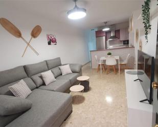 Living room of Flat to rent in Rincón de la Victoria  with Terrace and Swimming Pool