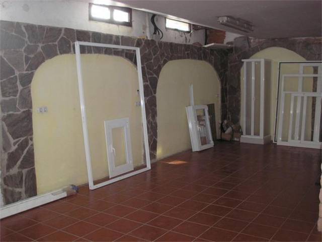Local comercial en Venta en Carretera ďOlesa, 110 en Roc Blanc