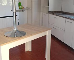 Kitchen of House or chalet to share in Alagón