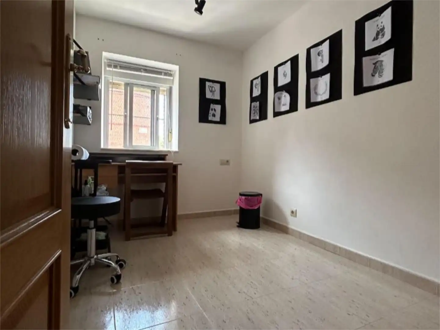 Flat for sale in Calle Moriscos, 12, Pizarrales Bedroom of Flat for sale in Salamanca with Furnished