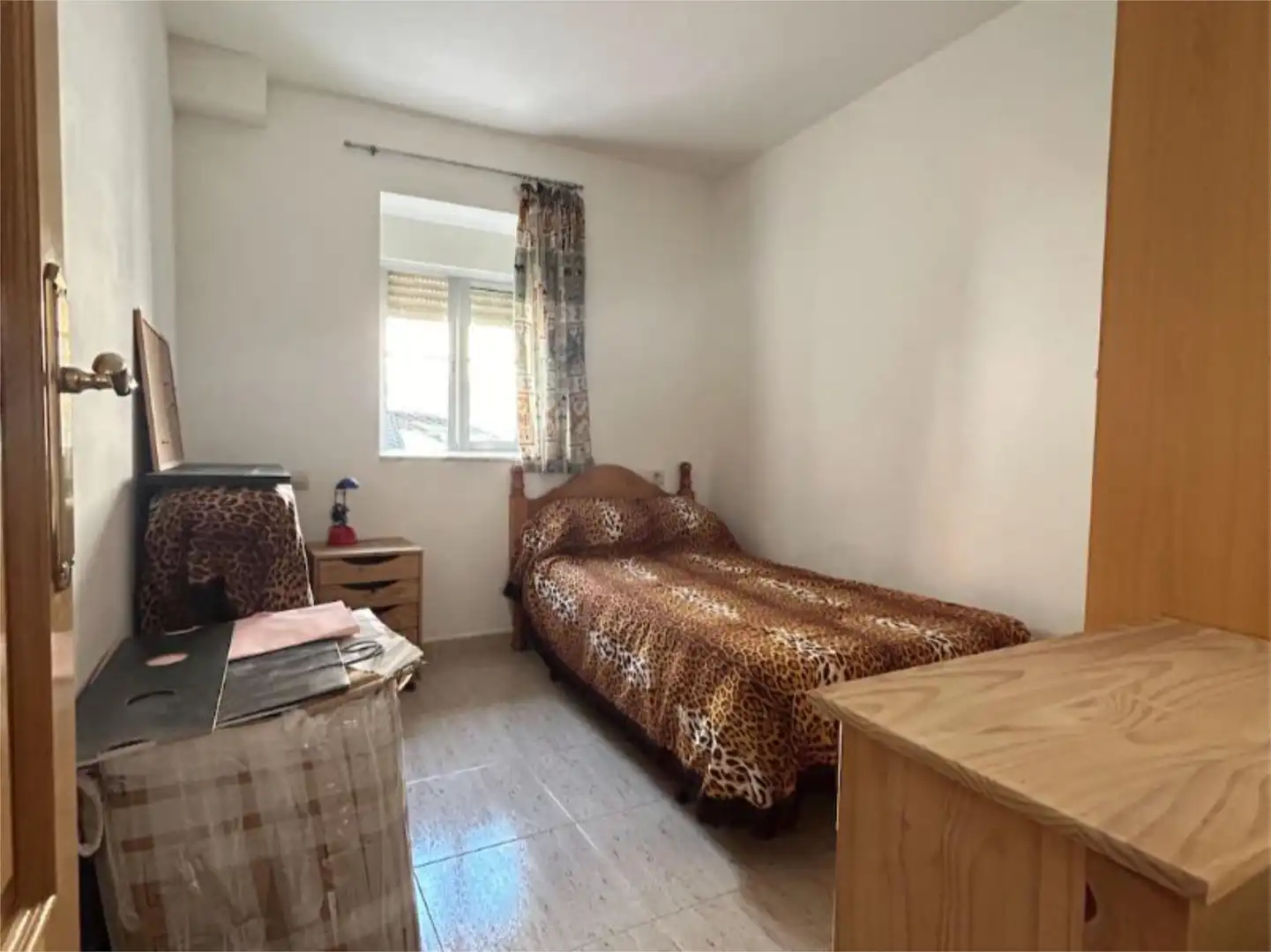 Flat for sale in Calle Moriscos, 12, Pizarrales Bedroom of Flat for sale in Salamanca with Furnished