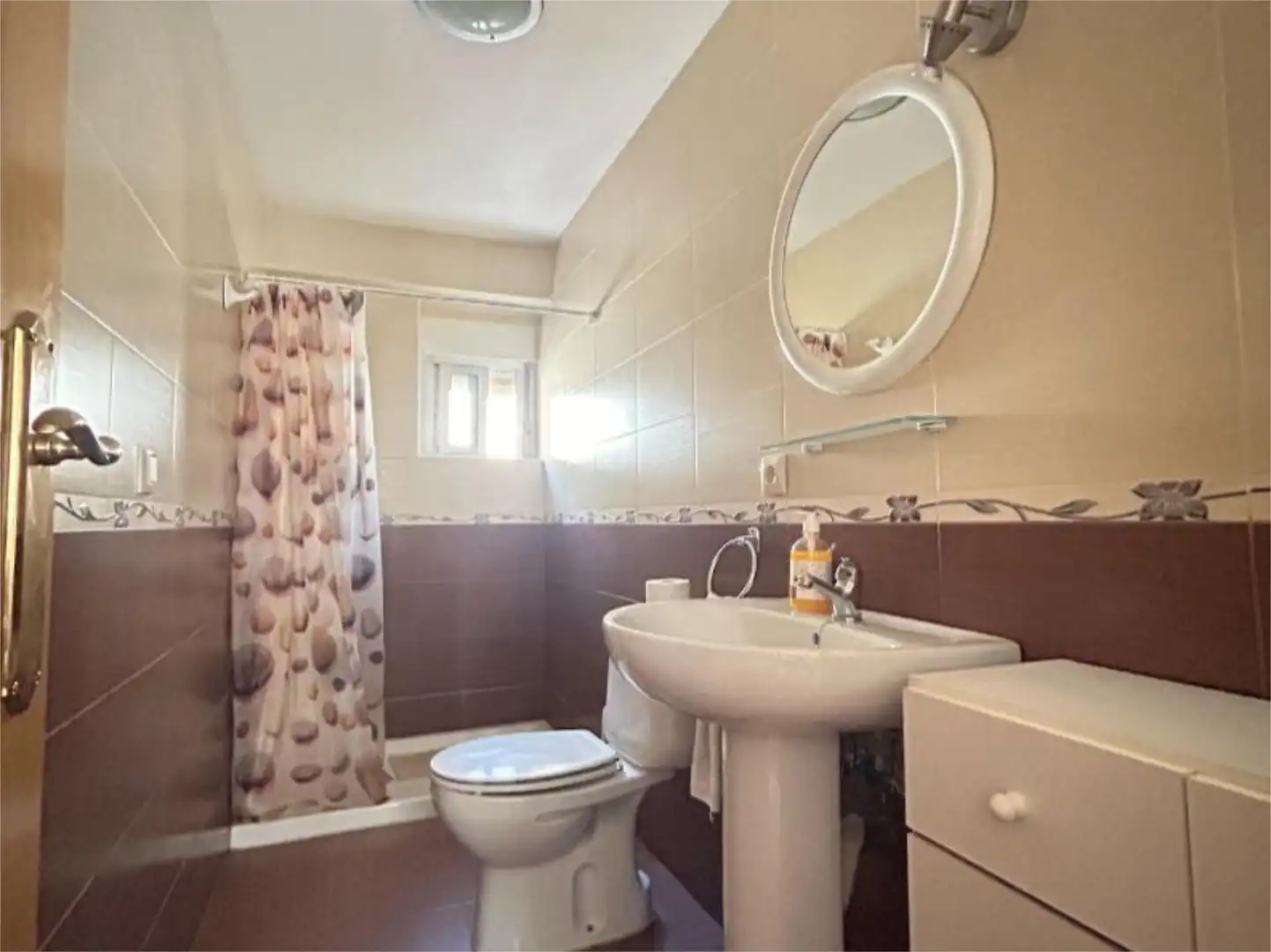 Flat for sale in Calle Moriscos, 12, Pizarrales Bathroom of Flat for sale in Salamanca with Furnished