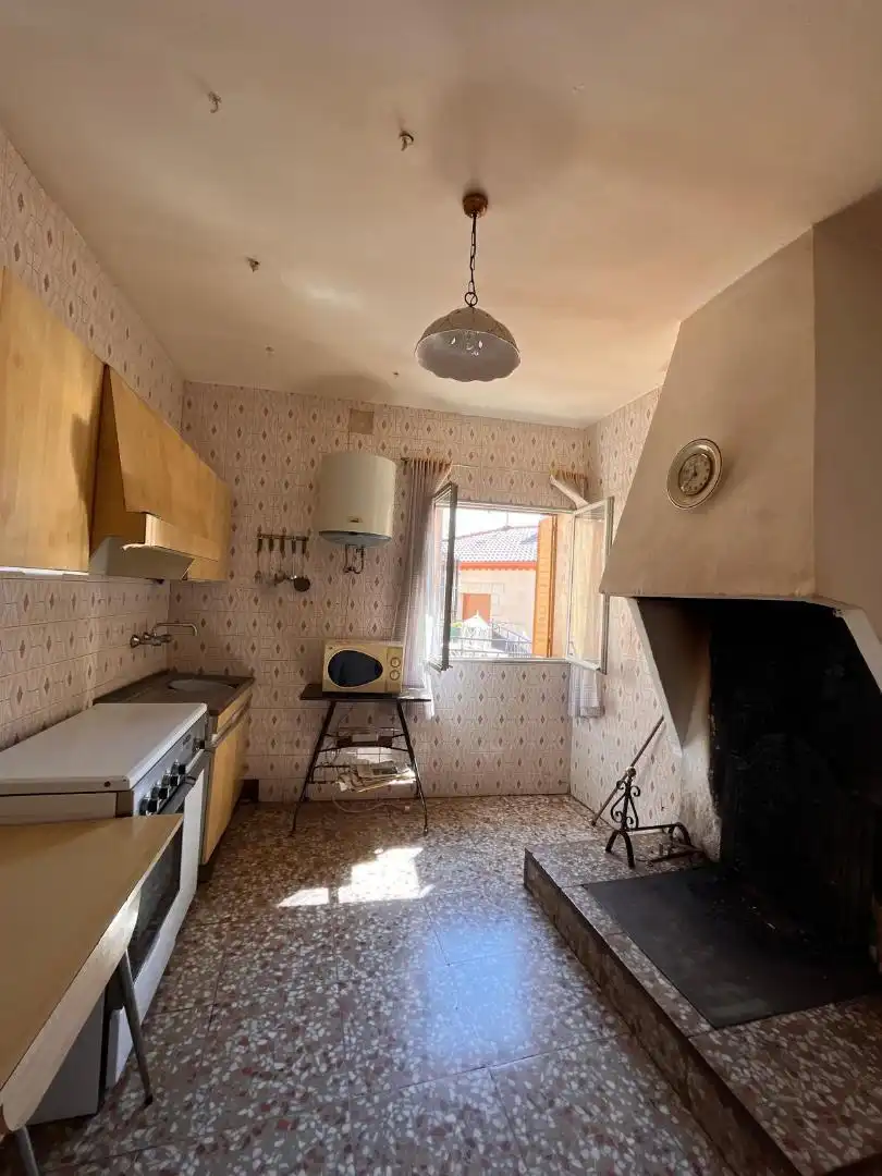 Kitchen of Flat for sale in Alcolea del Pinar  with Terrace, Furnished and Oven