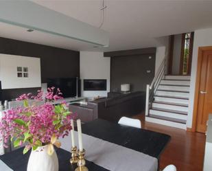 Living room of House or chalet to rent in Cambre   with Terrace, Swimming Pool and Balcony