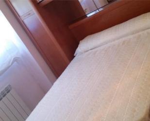 Bedroom of Flat for sale in Cuacos de Yuste