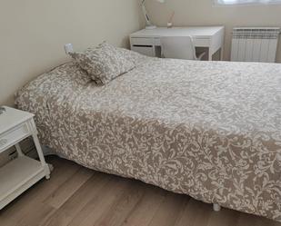 Bedroom of Flat to share in Valladolid Capital  with Terrace