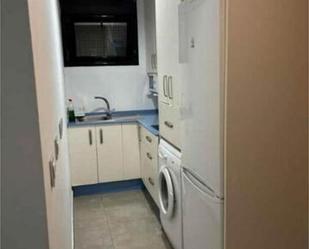 Kitchen of Flat to rent in Rota