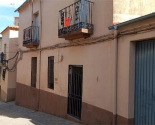 Exterior view of Single-family semi-detached for sale in Villanueva de la Sierra