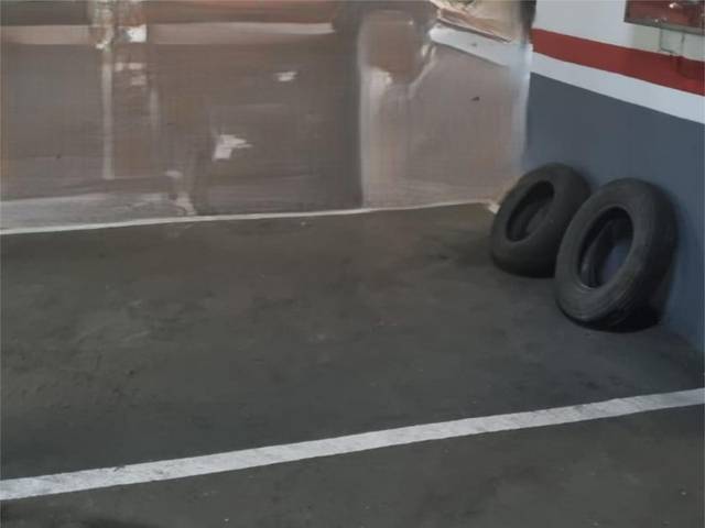 Garaje en Alquiler en Carrer de Puig i Xoriguer, 41 en El Poble Sec - Parc de Montjuïc