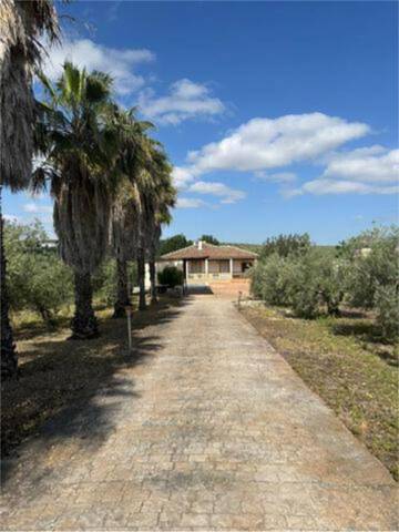 Casa adosada en venta en montilla  de montilla, ca