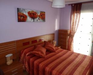 Bedroom of Flat for sale in Arroyo de la Encomienda  with Swimming Pool and Balcony