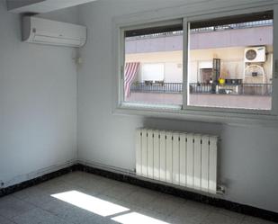 Bedroom of Flat for sale in  Zaragoza Capital  with Air Conditioner, Terrace and Balcony