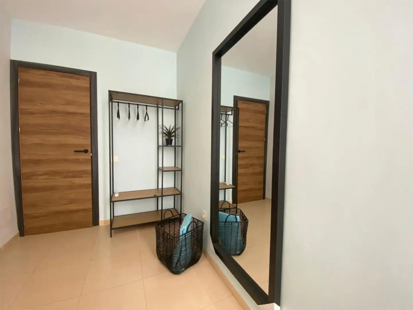 Flat for sale in Roquetas de Mar  with Air Conditioner, Heating and Furnished
