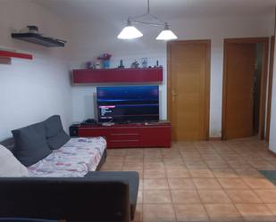 Living room of Flat for sale in  Madrid Capital