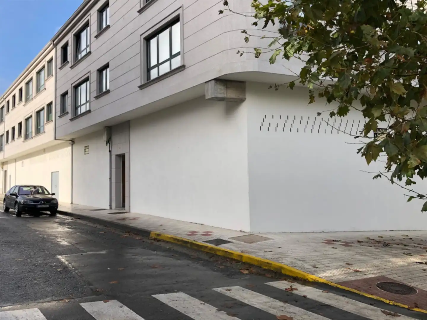 Vista exterior de Local de alquiler en A Laracha  