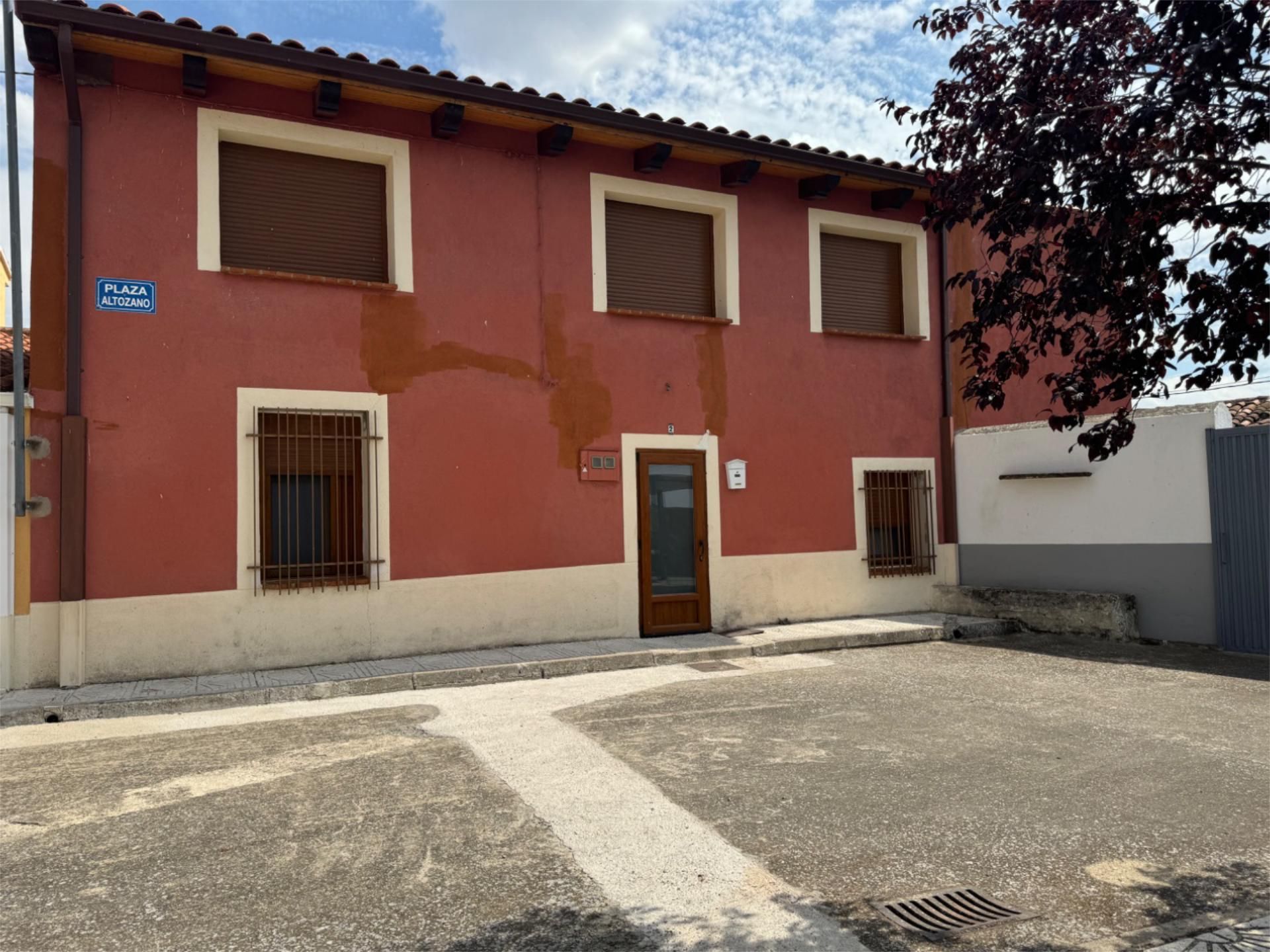 Exterior view of Single-family semi-detached for sale in Montejo  with Heating