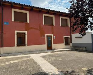 Vista exterior de Casa o xalet en venda en Montejo amb Terrassa