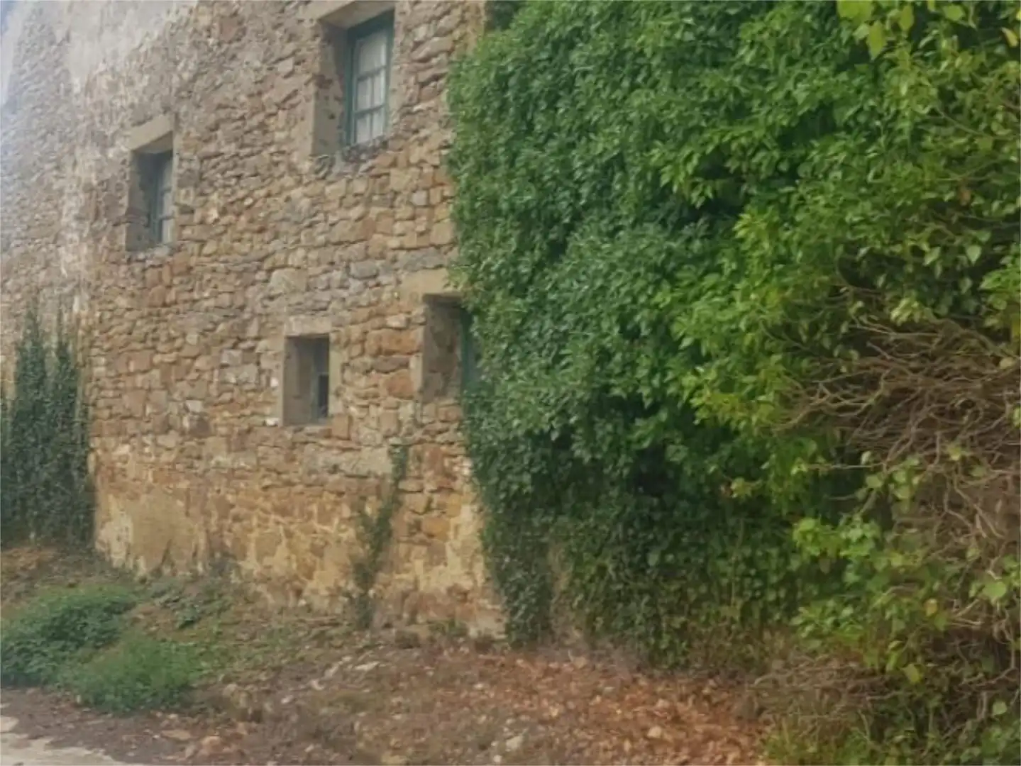 Houses for sale in Calle Iglesia, 23, Merindad de Montija Exterior view of Houses for sale in Merindad de Montija with Balcony