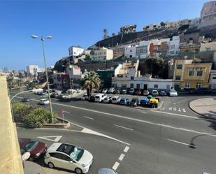 Vista exterior de Casa adosada en venda en Las Palmas de Gran Canaria