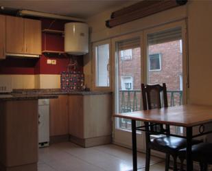 Kitchen of Flat to rent in Salamanca Capital  with Balcony