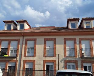 Vista exterior de Àtic en venda en El Espinar amb Terrassa