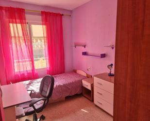 Bedroom of Flat to rent in  Granada Capital  with Air Conditioner and Balcony