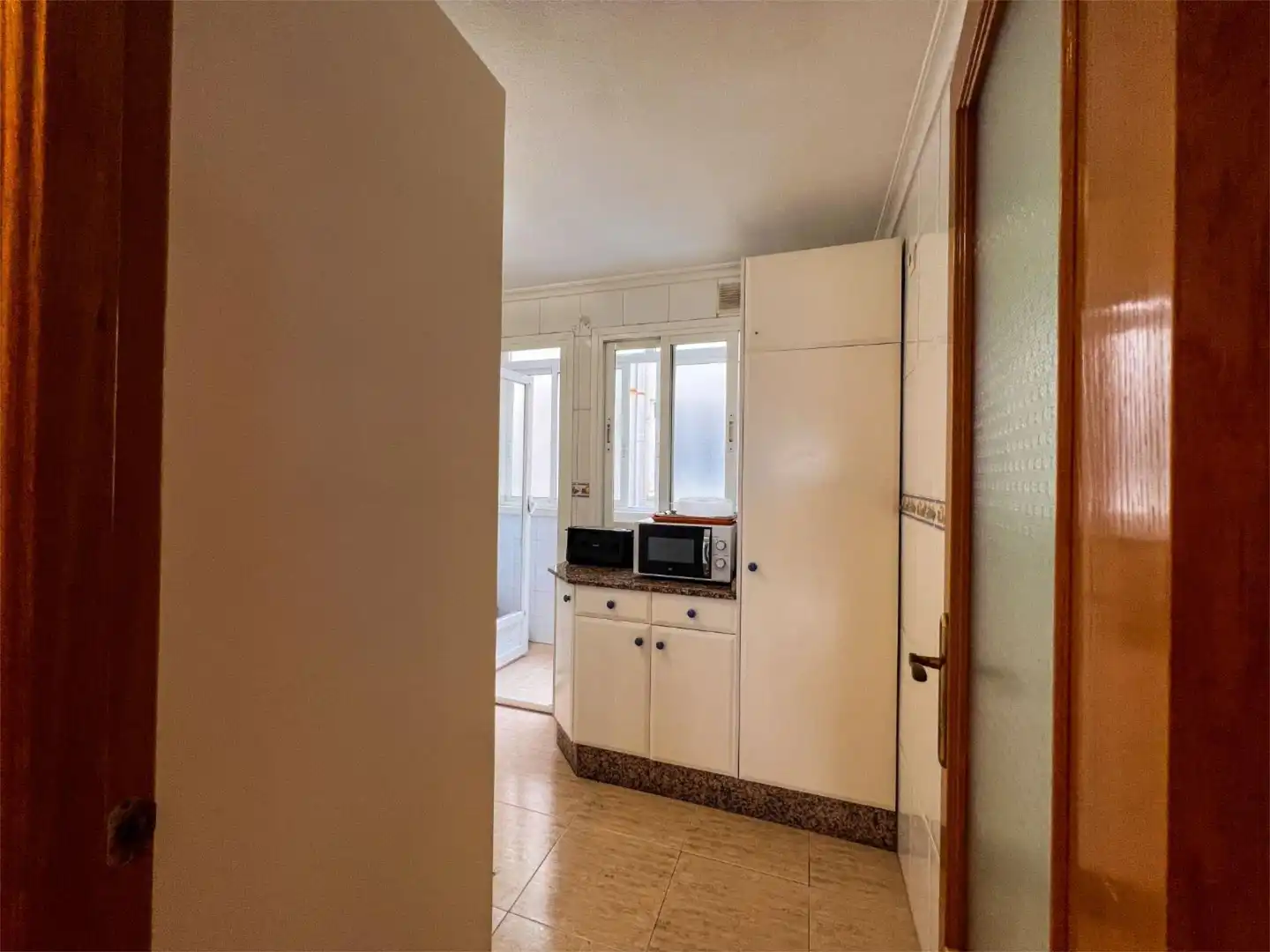 Habitació a Avinguda d l`Almássera, 27, Parque Lo Torrent Habitació a Avinguda d l`Almássera, 27, Parque Lo Torrent