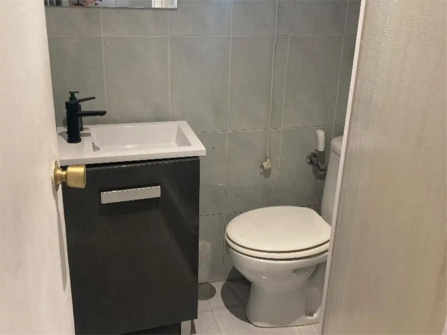 Apartamento de alquiler en Calle de la Isla de Alegranza, 33, Ciudad Universitaria Baño de Apartamento de alquiler en Madrid con Jardín privado