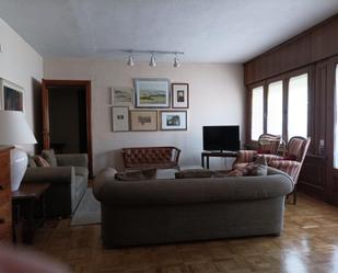 Living room of Flat for sale in Salamanca Capital  with Terrace