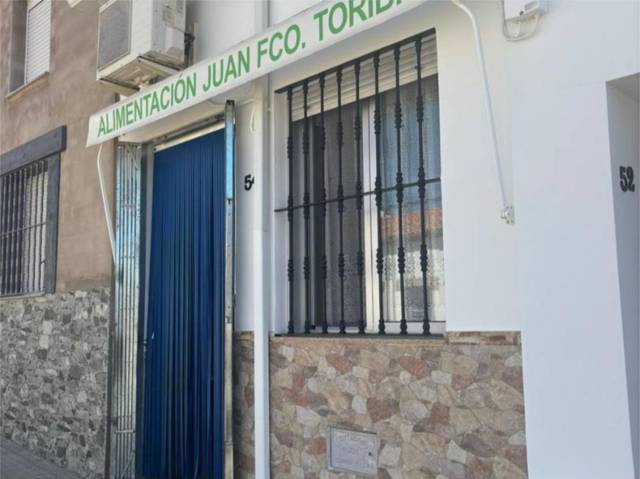 Local comercial en Venta en Calle Don Antonio Mendo, 54 en Cristina