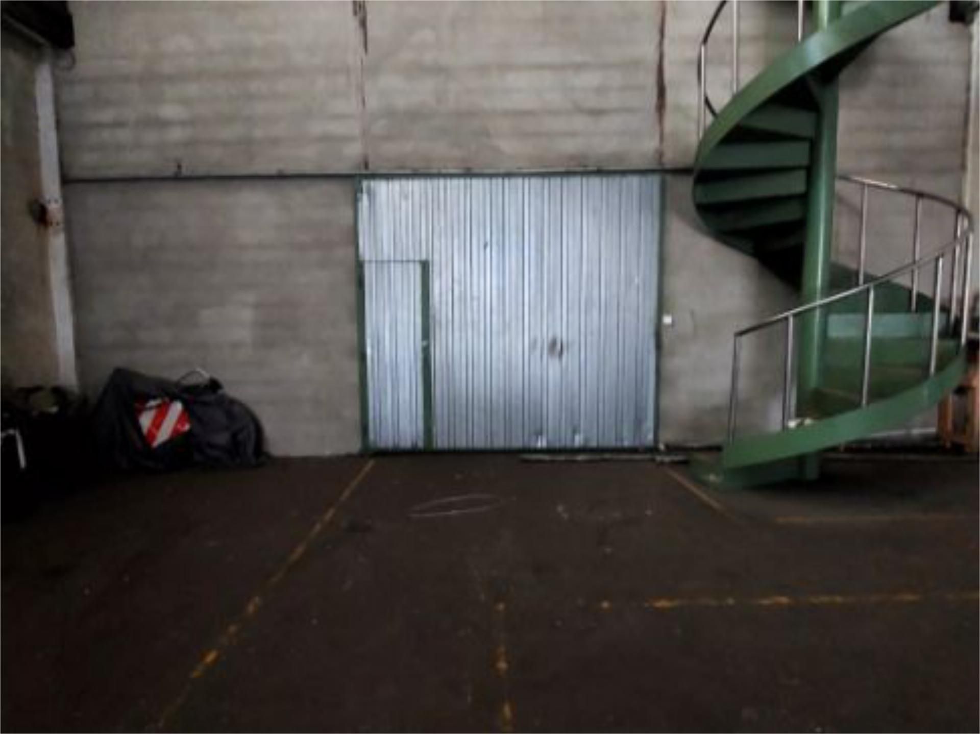 Aparcament de Nau industrial de lloguer en Erandio