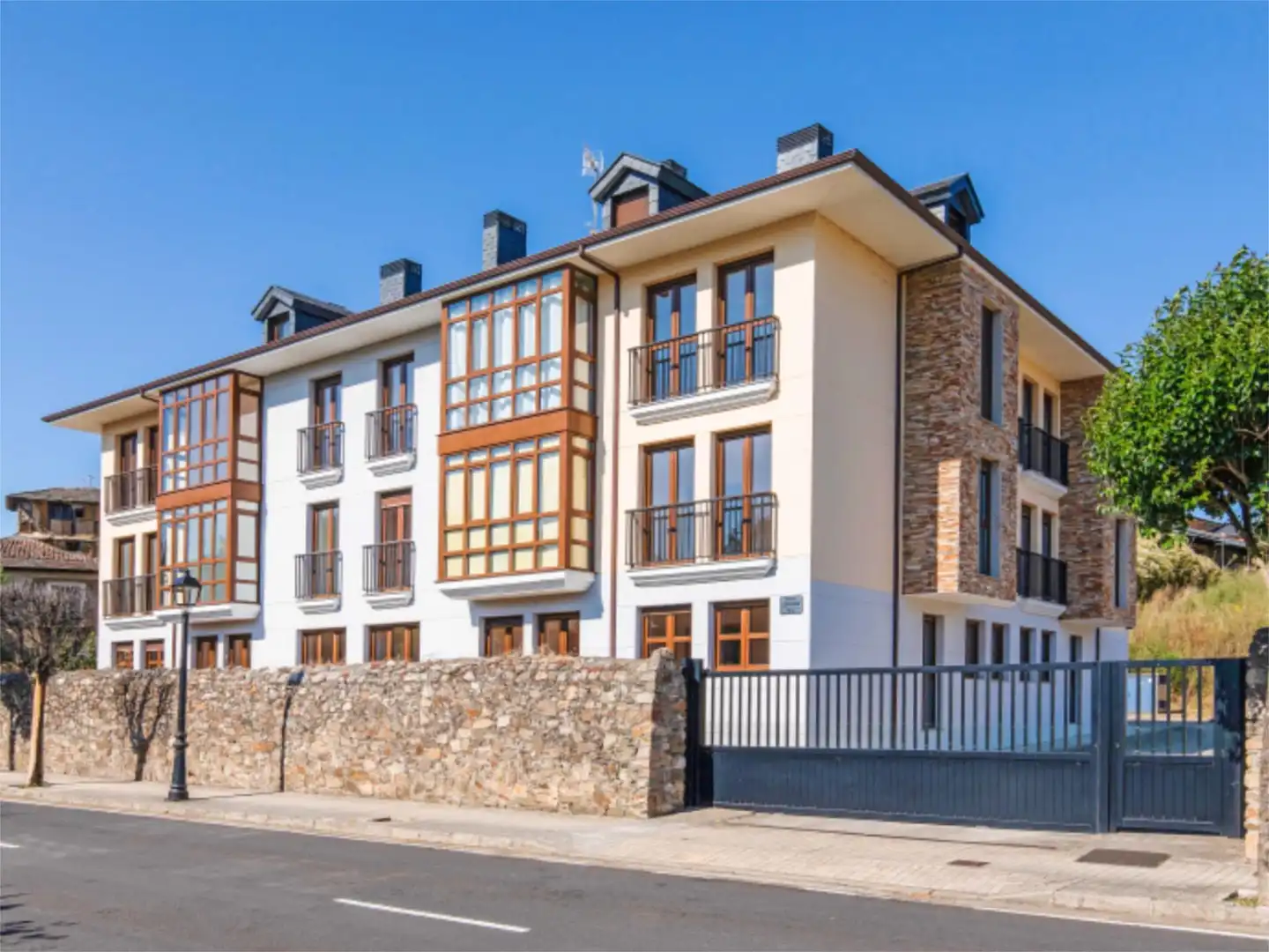 Flat for sale in Calle Cotelo, 1, Villafranca del Bierzo Exterior view of Flat for sale in Villafranca del Bierzo with Storage room