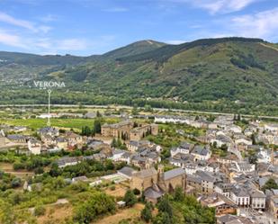 Vista exterior de Apartament en venda en Villafranca del Bierzo amb Traster