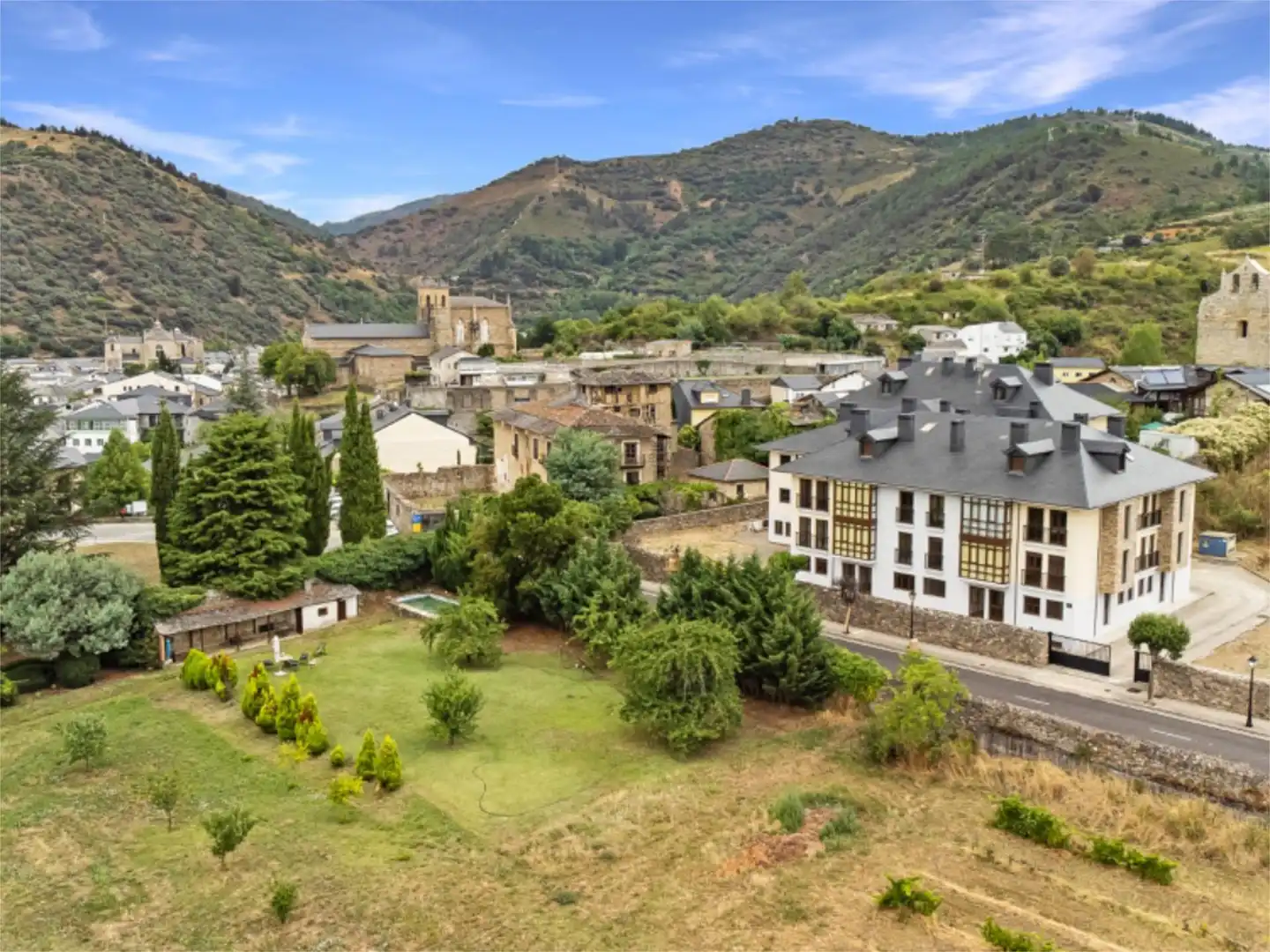 Flat for sale in Calle Cotelo, 1, Villafranca del Bierzo Exterior view of Flat for sale in Villafranca del Bierzo with Storage room
