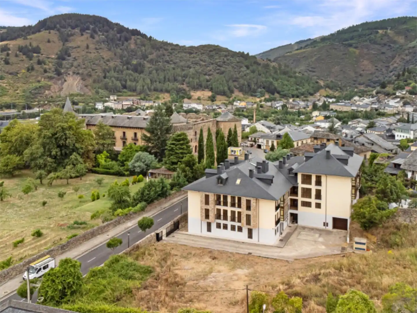Flat for sale in Calle Cotelo, 1, Villafranca del Bierzo Exterior view of Flat for sale in Villafranca del Bierzo with Storage room