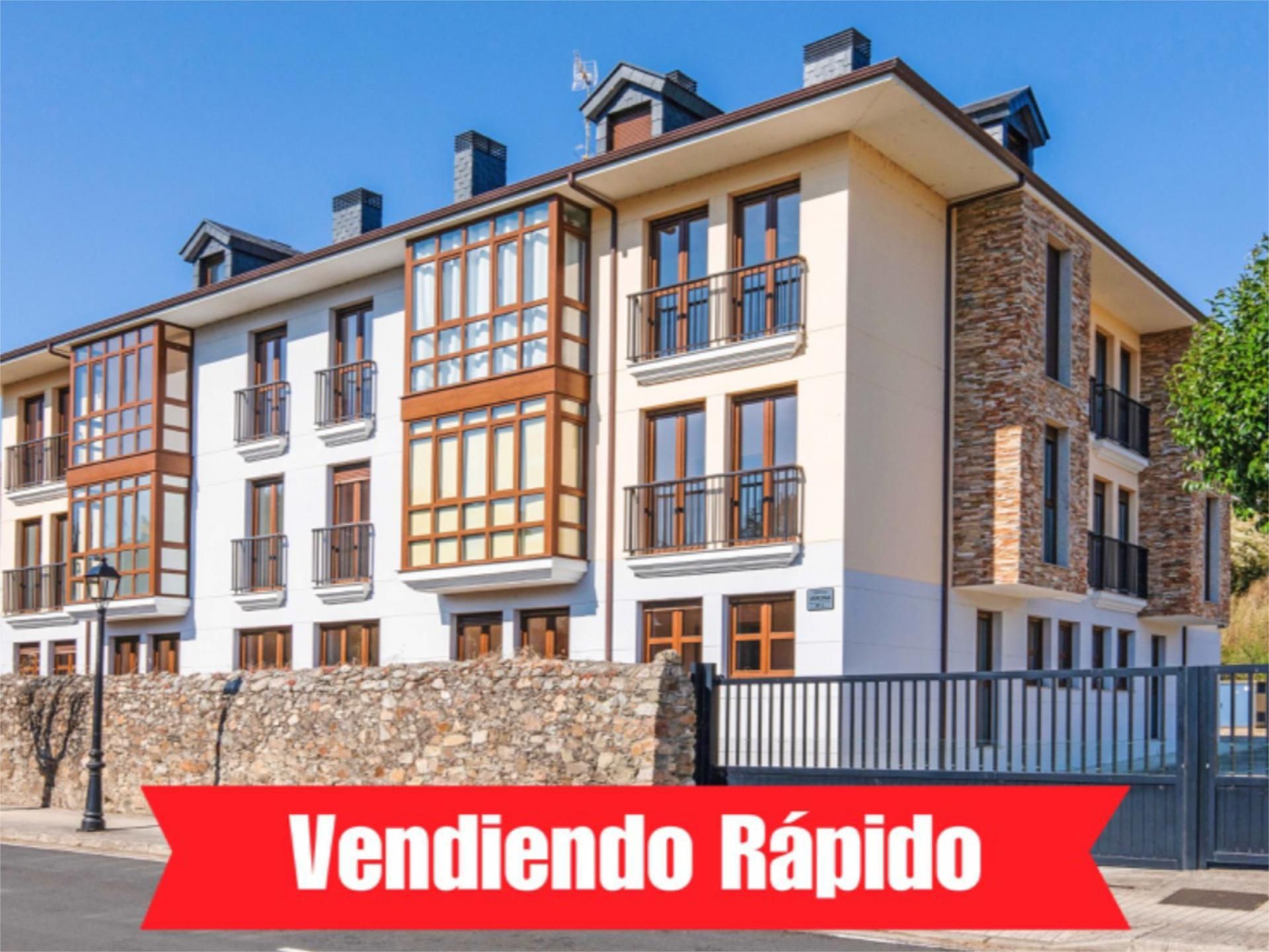 Vista exterior de Pis en venda en Villafranca del Bierzo amb Traster