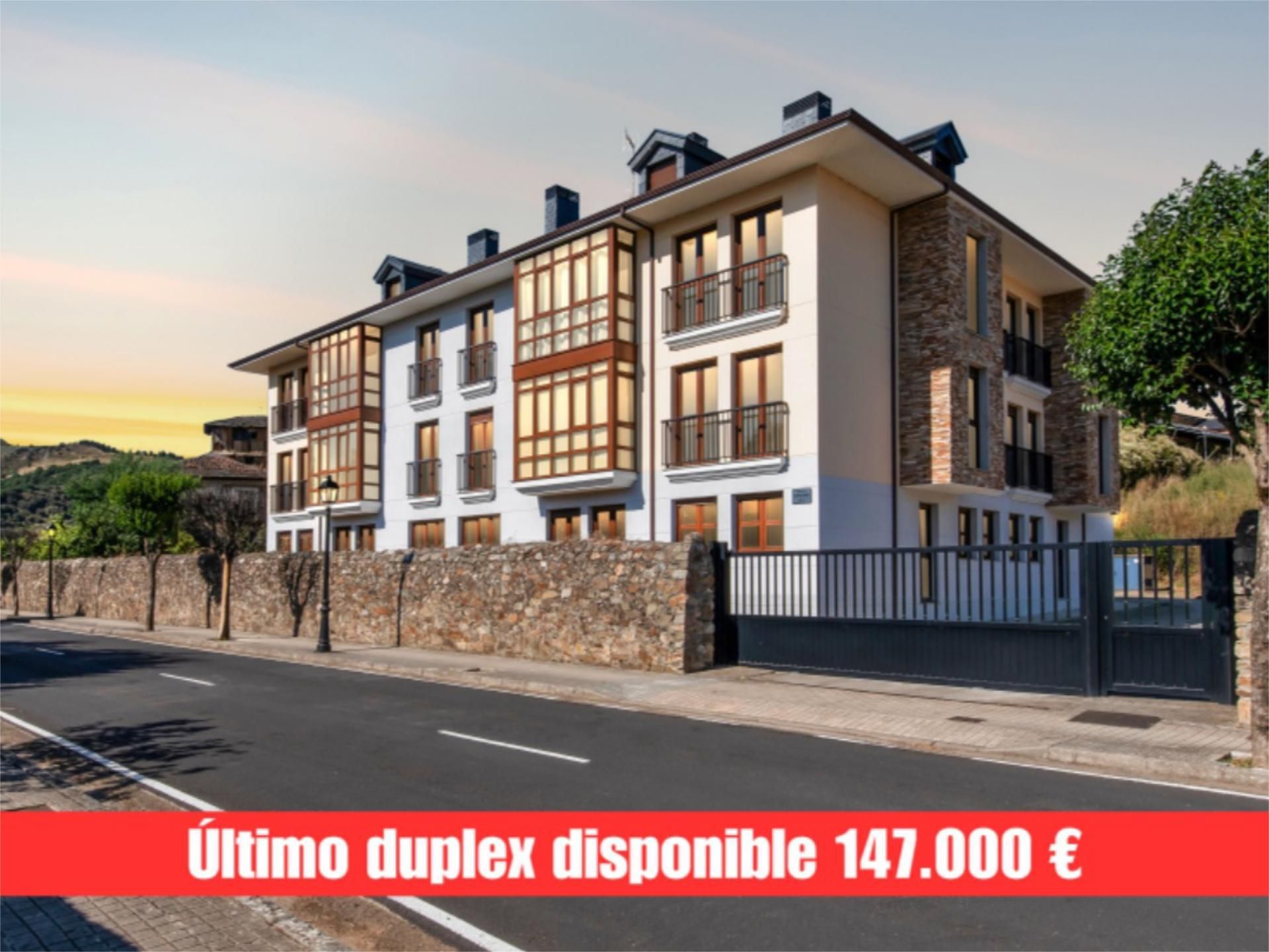 Vista exterior de Pis en venda en Villafranca del Bierzo amb Traster