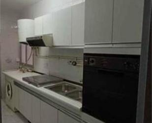 Kitchen of Flat to rent in Plasencia  with Terrace