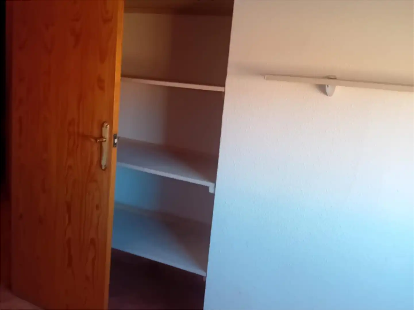 Haus oder Chalet zum Verkauf in Calle Río Torcón, 8, Navahermosa Schlafzimmer von Haus oder Chalet zum Verkauf in Navahermosa mit Klimaanlage, Heizung und Abstellraum
