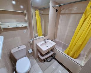 Bathroom of Flat to rent in Jaca  with Terrace and Balcony