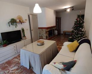 Living room of Flat for sale in Alcalá la Real