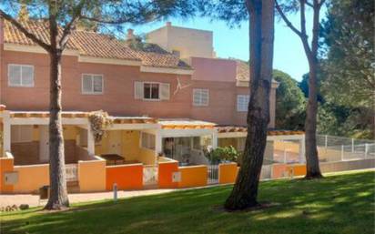 Casa adosada en alquiler en islantilla golf