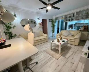 Sala d'estar de Apartament de lloguer en Puerto de la Cruz amb Terrassa