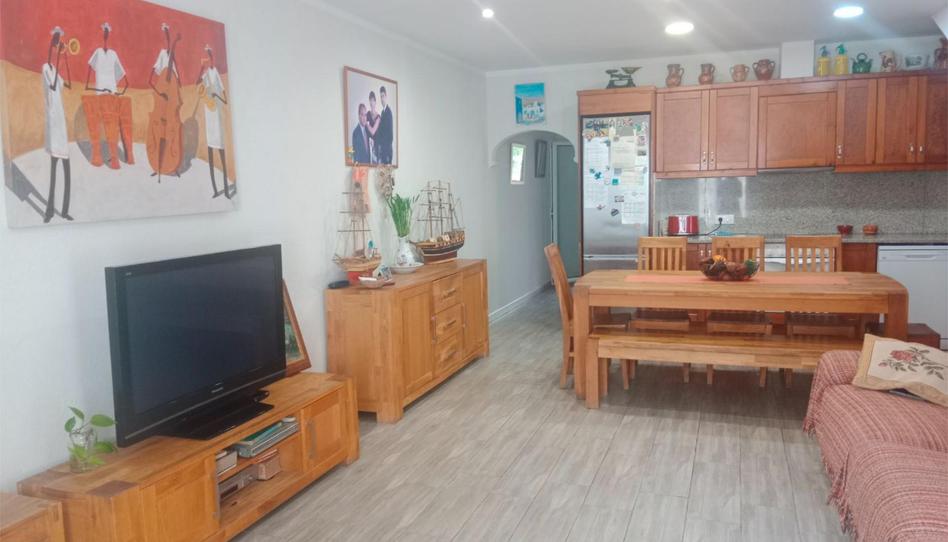 Casa adosada en venda a Carrer Major, 110, Bescanó, Girona - imatge 1 Foto 1 de Casa adosada en venda a Carrer Major, 110, Bescanó, Girona