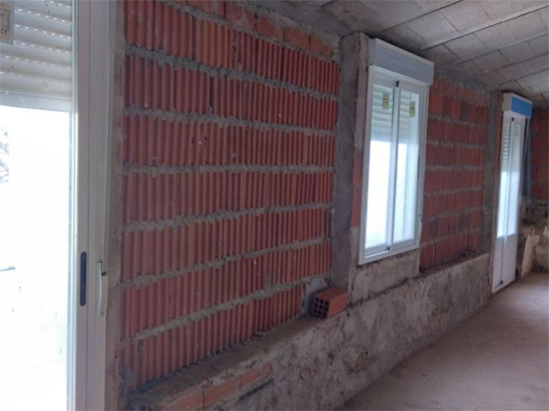 Land for sale in Feria